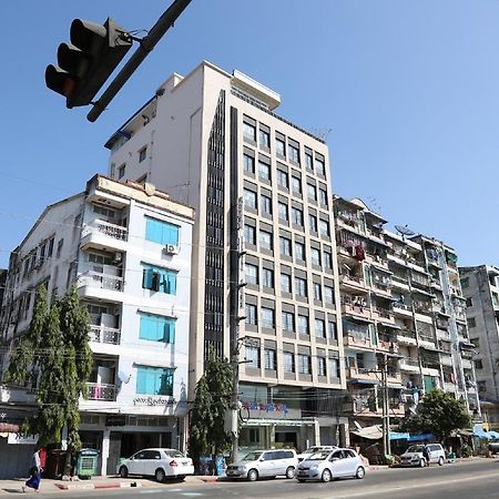 Hotel Royal King Rangoon Buitenkant foto