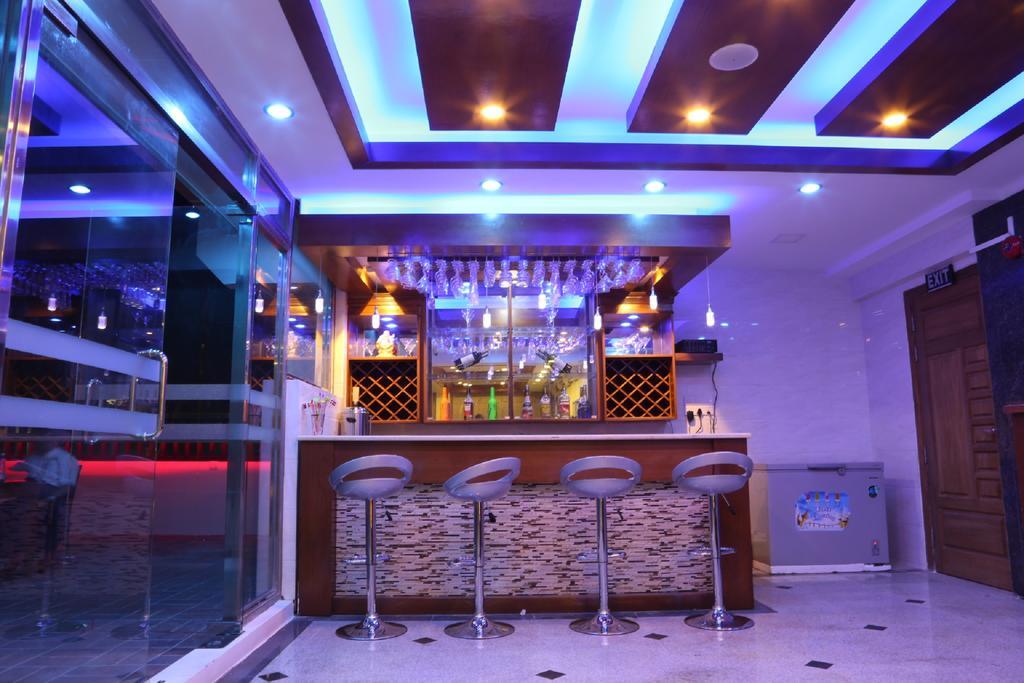 Hotel Royal King Rangoon Buitenkant foto