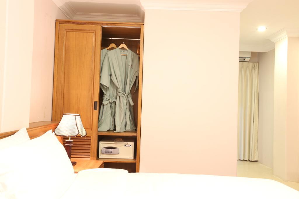 Hotel Royal King Rangoon Buitenkant foto