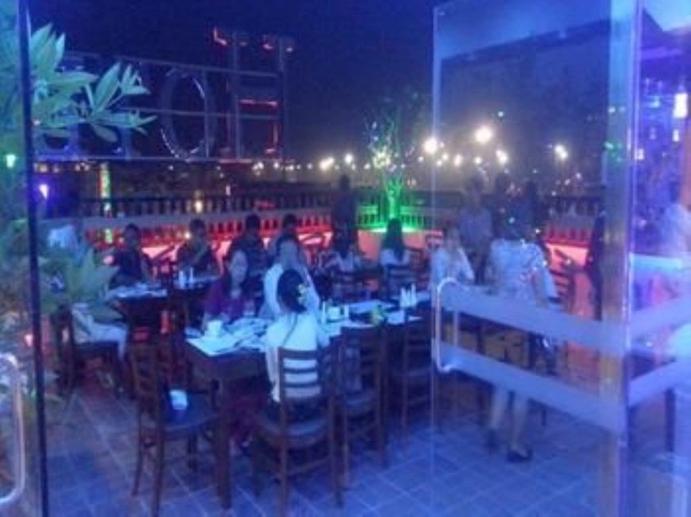 Hotel Royal King Rangoon Buitenkant foto